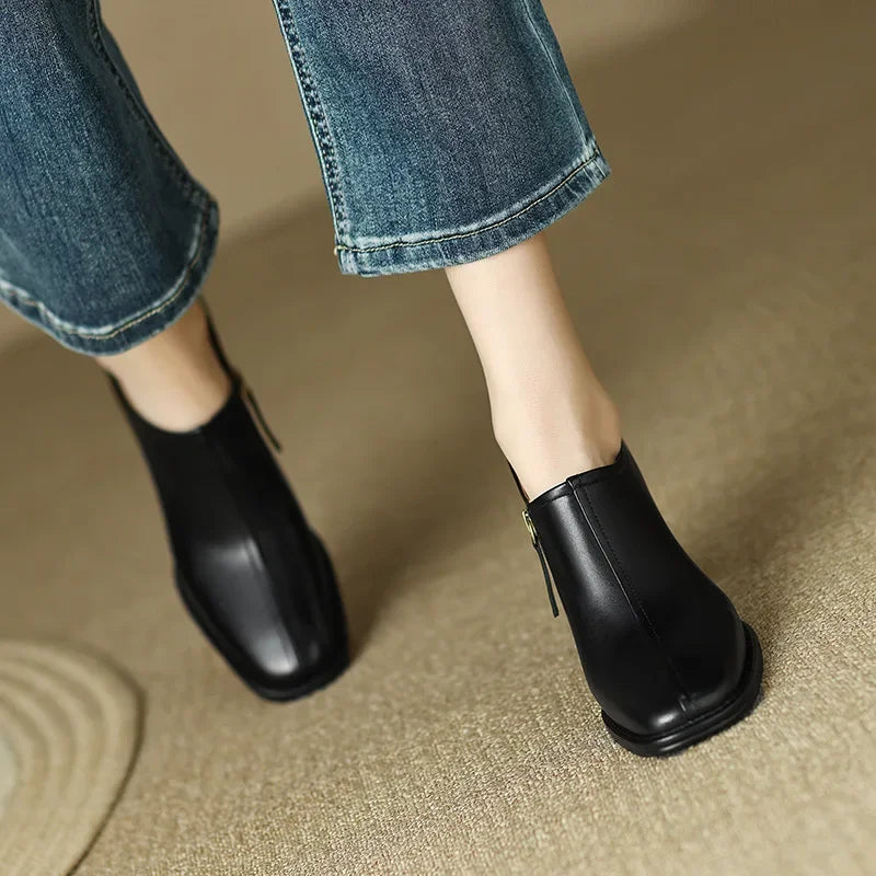 Botas De Tornozelo Retrô Modelo 2024 - Daisy